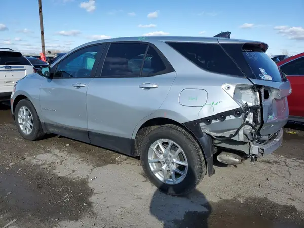 3GNAXHEV3NS107652 2022 CHEVROLET EQUINOX - Image 2