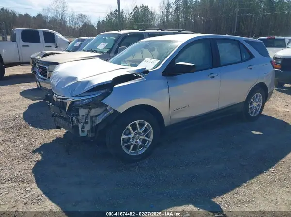 3GNAXHEV3NS115489 2022 CHEVROLET EQUINOX - Image 2