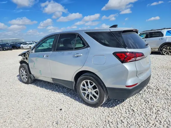 3GNAXHEV3NS154163 2022 CHEVROLET EQUINOX - Image 2