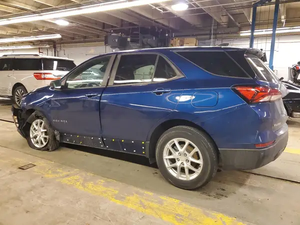 3GNAXHEV3NS160108 2022 CHEVROLET EQUINOX - Image 2