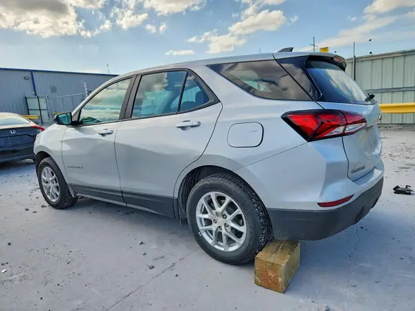 3GNAXHEV3NS181413 2022 CHEVROLET EQUINOX - Image 2