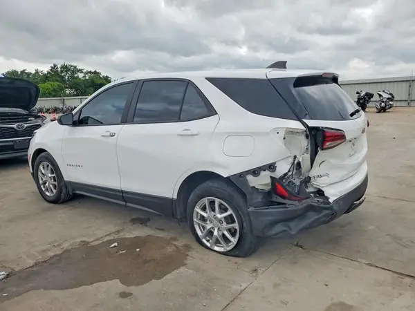 3GNAXHEV3NS203605 2022 CHEVROLET EQUINOX - Image 2