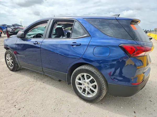3GNAXHEV3NS207203 2022 CHEVROLET EQUINOX - Image 2