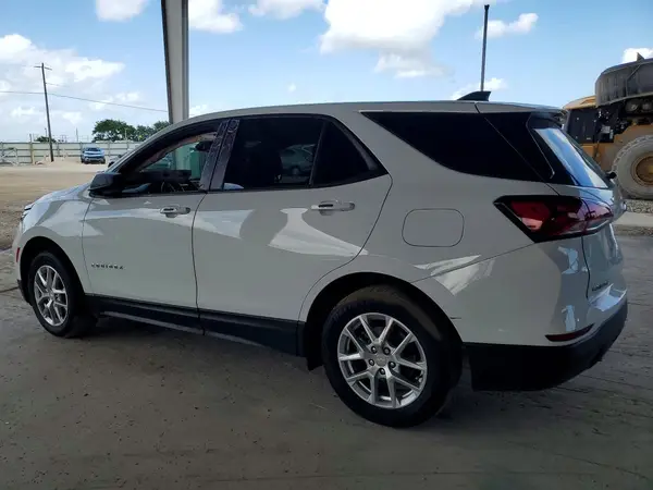 3GNAXHEV3NS207427 2022 CHEVROLET EQUINOX - Image 2