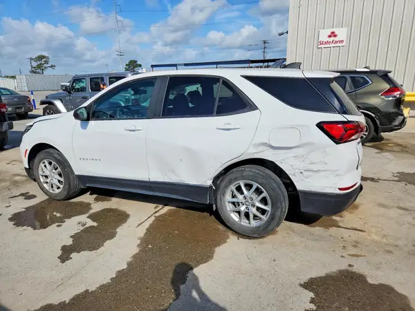 3GNAXHEV3NS239262 2022 CHEVROLET EQUINOX - Image 2