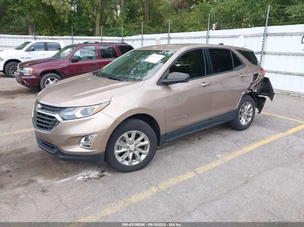 3GNAXHEV4JL115554 2018 CHEVROLET EQUINOX - Image 2
