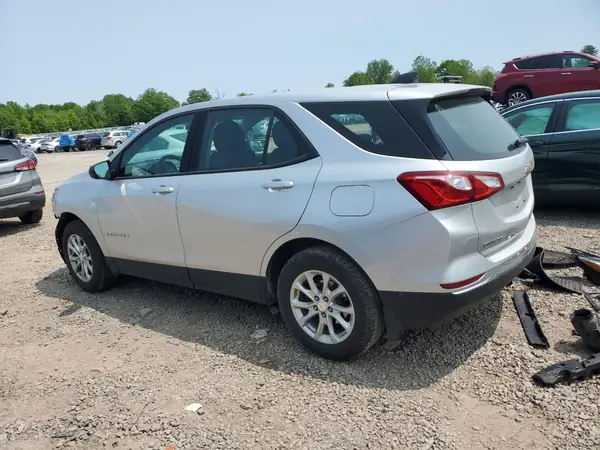 3GNAXHEV4JS502465 2018 CHEVROLET EQUINOX - Image 2