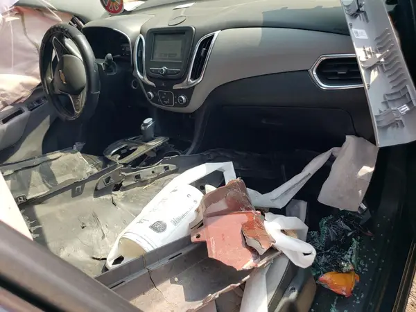 3GNAXHEV4JS504796 2018 CHEVROLET EQUINOX - Image 8