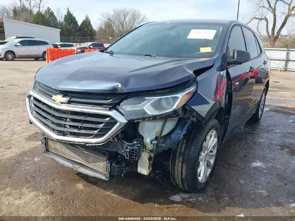 3GNAXHEV4JS515099 2018 CHEVROLET EQUINOX - Image 2