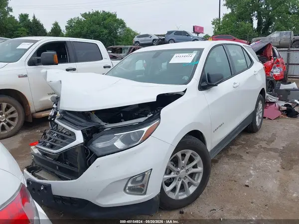 3GNAXHEV4JS555845 2018 CHEVROLET EQUINOX - Image 2