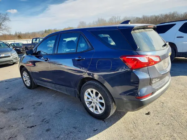 3GNAXHEV4JS621195 2018 CHEVROLET EQUINOX - Image 2