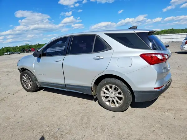 3GNAXHEV4JS635842 2018 CHEVROLET EQUINOX - Image 2