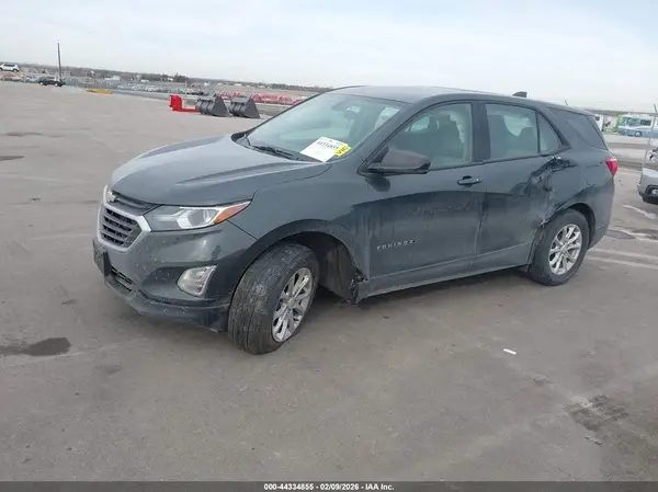 3GNAXHEV4JS641513 2018 CHEVROLET EQUINOX - Image 2