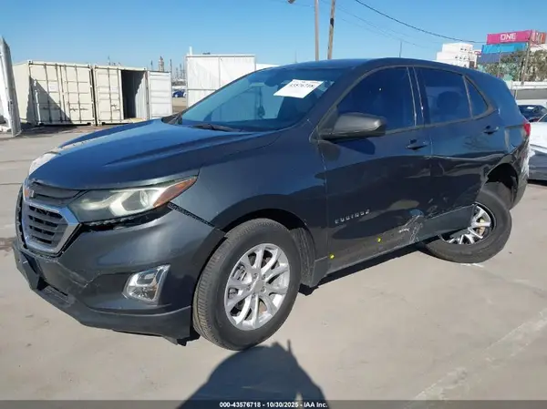 3GNAXHEV4JS645738 2018 CHEVROLET EQUINOX - Image 2