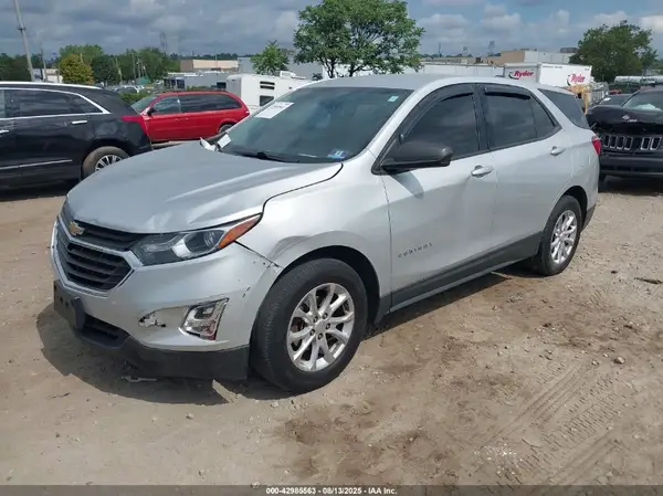 3GNAXHEV4KL195360 2019 CHEVROLET EQUINOX - Image 2
