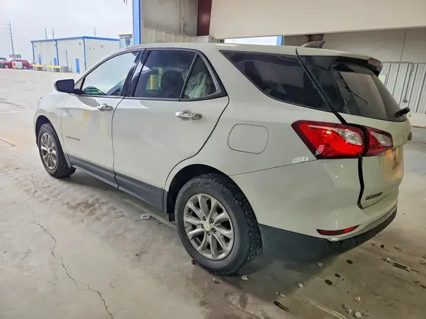 3GNAXHEV4KS628018 2019 CHEVROLET EQUINOX - Image 2