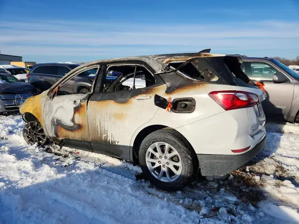 3GNAXHEV4KS643845 2019 CHEVROLET EQUINOX - Image 2