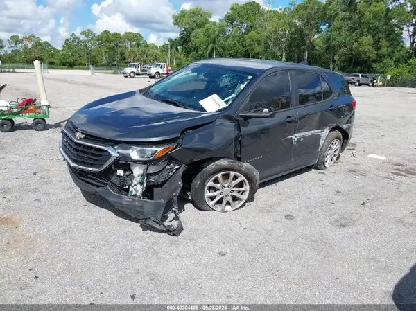 3GNAXHEV4LS504137 2020 CHEVROLET EQUINOX - Image 2