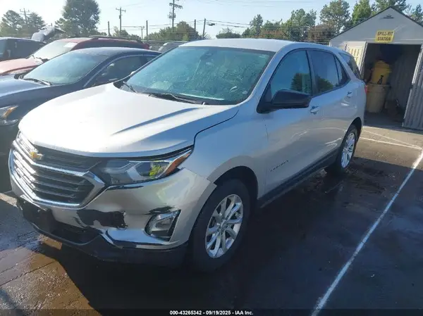 3GNAXHEV4LS533928 2020 CHEVROLET EQUINOX - Image 2