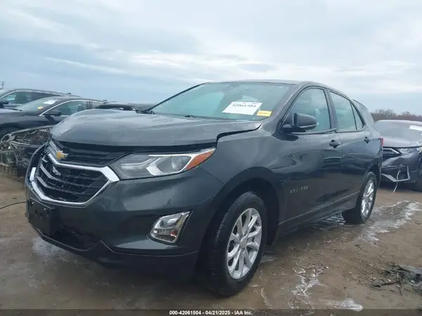 3GNAXHEV4LS545593 2020 CHEVROLET EQUINOX - Image 2