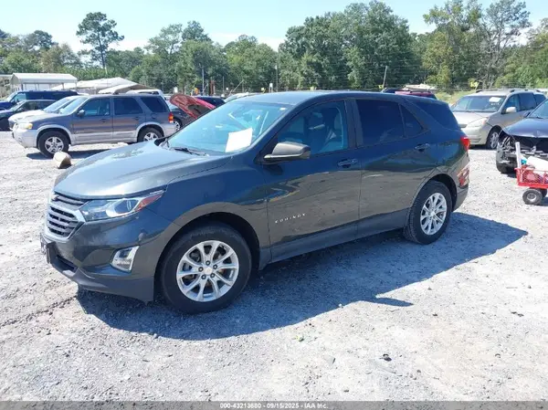 3GNAXHEV4LS580733 2020 CHEVROLET EQUINOX - Image 2