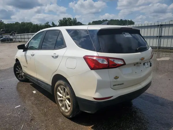 3GNAXHEV4LS590047 2020 CHEVROLET EQUINOX - Image 2
