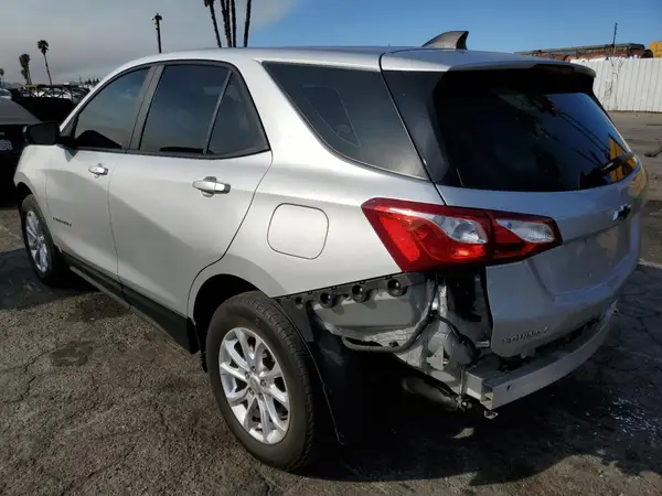 3GNAXHEV4LS613486 2020 CHEVROLET EQUINOX - Image 2