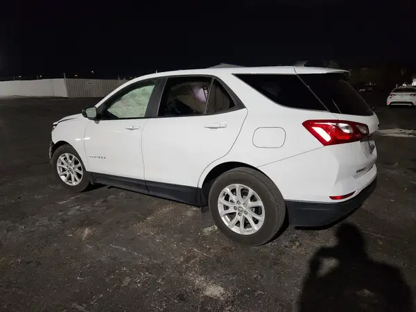 3GNAXHEV4LS618011 2020 CHEVROLET EQUINOX - Image 2