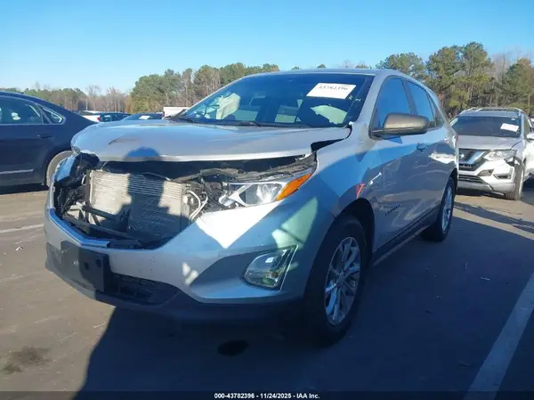 3GNAXHEV4LS690813 2020 CHEVROLET EQUINOX - Image 2