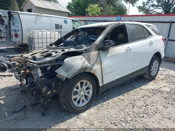 3GNAXHEV4LS706704 2020 CHEVROLET EQUINOX - Image 2