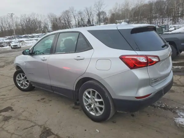 3GNAXHEV4MS105259 2021 CHEVROLET EQUINOX - Image 2