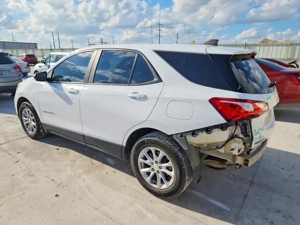 3GNAXHEV4MS136253 2021 CHEVROLET EQUINOX - Image 2