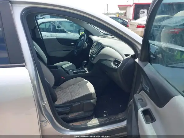 3GNAXHEV4MS176428 2021 CHEVROLET EQUINOX - Image 1
