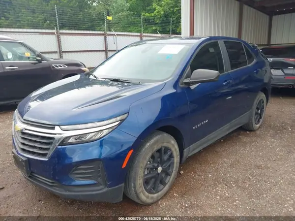 3GNAXHEV4NS207341 2022 CHEVROLET EQUINOX - Image 2