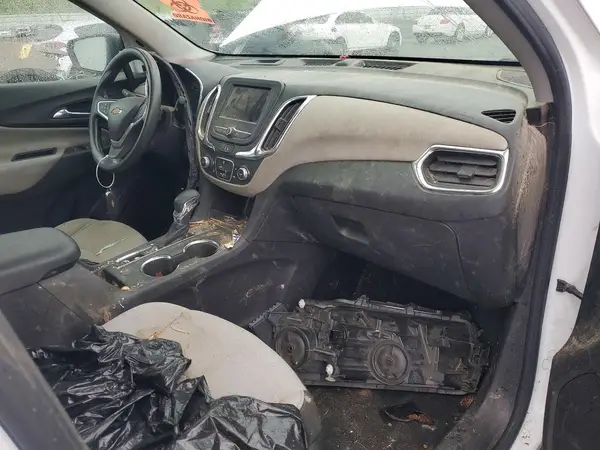 3GNAXHEV4NS245264 2022 CHEVROLET EQUINOX - Image 8