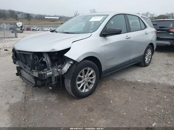 3GNAXHEV5JL101713 2018 CHEVROLET EQUINOX - Image 2