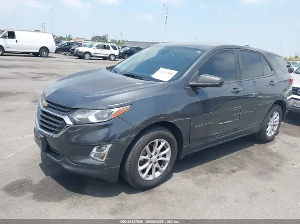 3GNAXHEV5JL118902 2018 CHEVROLET EQUINOX - Image 2