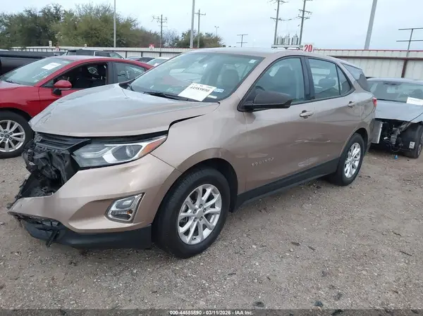 3GNAXHEV5JL278813 2018 CHEVROLET EQUINOX - Image 2