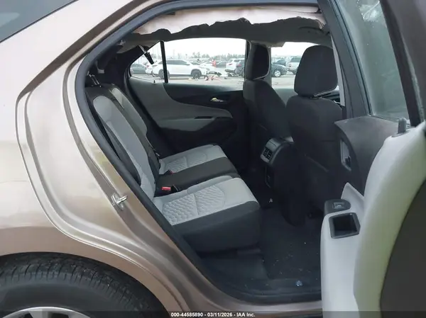 3GNAXHEV5JL278813 2018 CHEVROLET EQUINOX - Image 8
