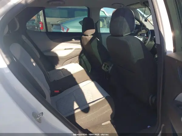 3GNAXHEV5JL372836 2018 CHEVROLET EQUINOX - Image 8