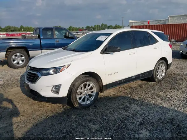 3GNAXHEV5JS574792 2018 CHEVROLET EQUINOX - Image 2