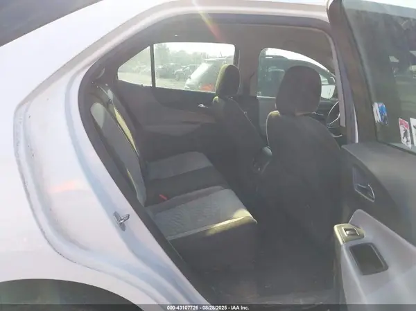3GNAXHEV5JS574792 2018 CHEVROLET EQUINOX - Image 8