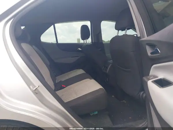 3GNAXHEV5KS633275 2019 CHEVROLET EQUINOX - Image 8