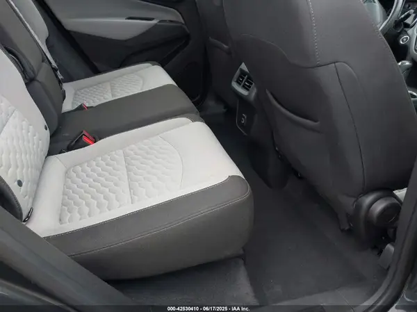 3GNAXHEV5KS674277 2019 CHEVROLET EQUINOX - Image 8