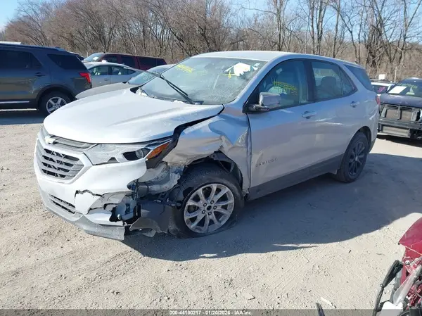 3GNAXHEV5LS551130 2020 CHEVROLET EQUINOX - Image 2