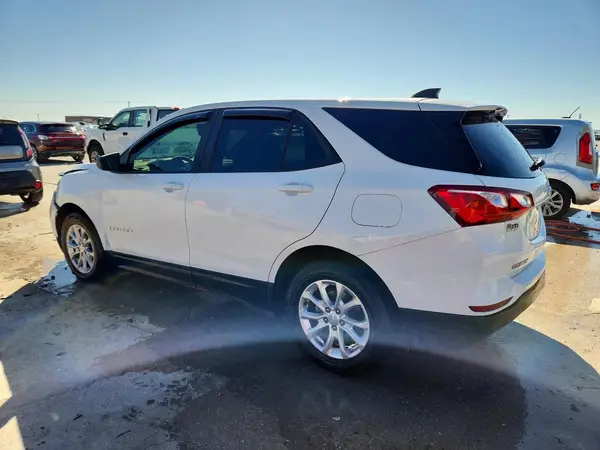 3GNAXHEV5LS577548 2020 CHEVROLET EQUINOX - Image 2