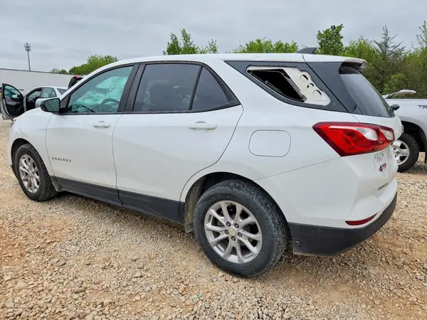 3GNAXHEV5LS604814 2020 CHEVROLET EQUINOX - Image 2