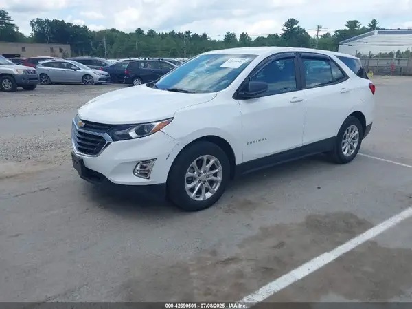 3GNAXHEV5LS715718 2020 CHEVROLET EQUINOX - Image 2