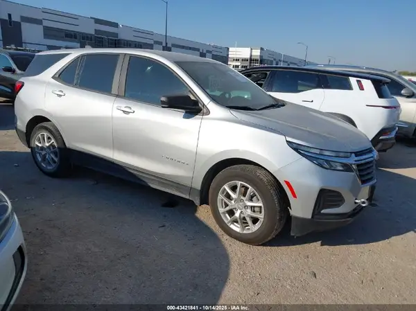 3GNAXHEV5NS102744 2022 CHEVROLET EQUINOX - Image 1