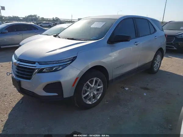 3GNAXHEV5NS102744 2022 CHEVROLET EQUINOX - Image 2